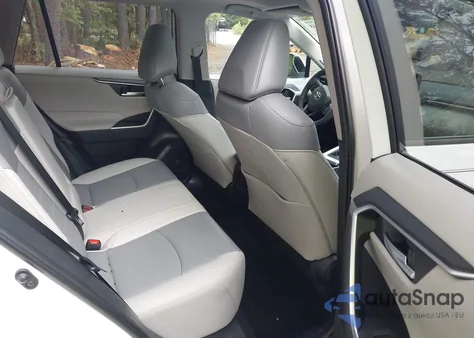 2025 Toyota Rav4 Xle Premium из США, поврежденный, VIN 2T3A1RFV9SW592795